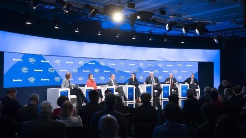 Davos. Sveti oče: Umetna inteligenca naj bo usmerjena v dobro vseh