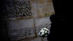 Gedenken an den 80. Jahrestag der Bombenangriffe auf Dresden im Zweiten Weltkrieg