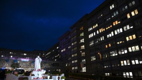 Стан здароўя Францішка застаецца сур’ёзным, але стабільным