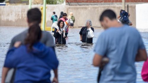 Pope: May God comfort those suffering catastrophic Argentinian floods