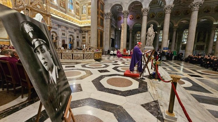 Il cardinale Marcello Semeraro durante la Messa celebrata per ricordare Salvo D'Acquisto, riconosciuto venerabile il 24 fennraio scorso