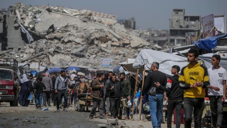 Destruction in Jabalia amid Israeli evacuation orders