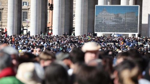 Staatschefs und Bedürftige erweisen dem Papst die letzte Ehre