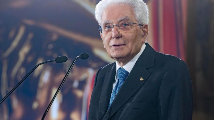 Mattarella, uscire da sole logiche commerciali sul cinema