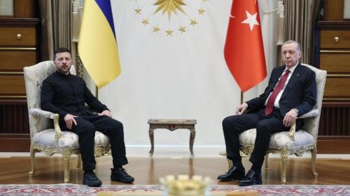 Zelensky ed Erdogan in un incontro del maggio scorso