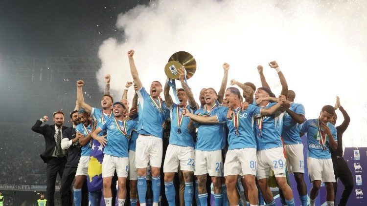 Timu ya Napoli, Italia ikisherehekea ushindi wa mwaka 2025