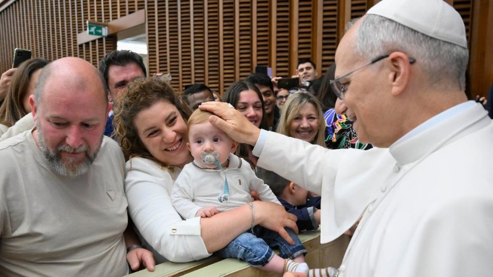 ++ Il Papa alla Curia, costruiamo unita', via incomprensioni ++