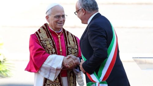 Հռոմ քաղաքի յարգանքի տուրքը Լեւոն ԺԴ. Պապին։ Ձեզի համար և ձեզի հետ ես հռոմէացի եմ. Լեւոն ԺԴ.