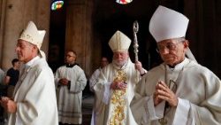 Der „Außenminister“ des Heiligen Stuhls: Kardinal Paul Gallagher in der Kathedrale von Havanna