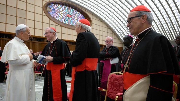 திருத்தந்தையுடன் கர்தினால் பரோலின்