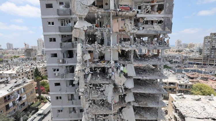 Baba Mtakatifu Leo XIV anasema, kamwe mwanadamu hapaswi kuzoea vita!