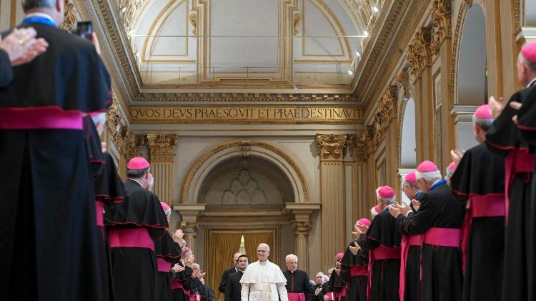 ലിയൊ പതിനാലാമൻ പാപ്പാ ഇറ്റലിയിലെ കത്തോലിക്കാമെത്രാന്മാരെ വത്തിക്കാനിൽ സ്വീകരിച്ചപ്പോൾ, 17/06/25