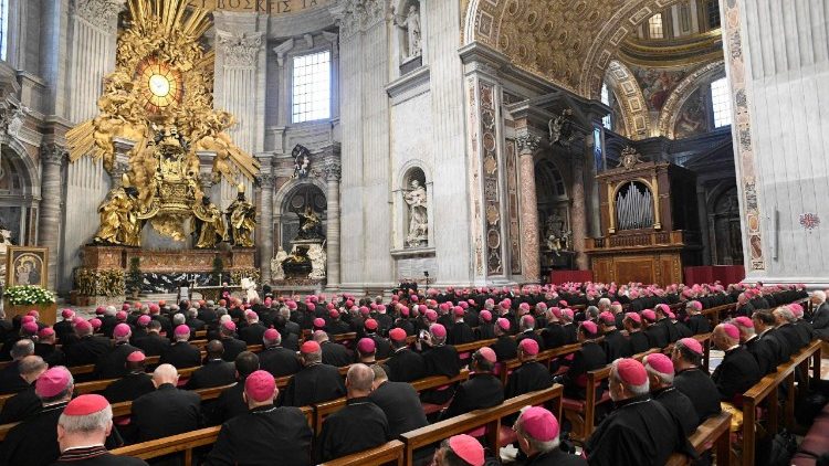 धर्माध्यक्षों की जुबली के अवसर पर संत पापा लियो 14वें ने संत पेत्रुस महागिरजाघऱ में