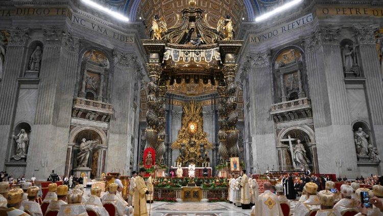 Mahujaji kutoka Ukraine wakiadhimisha Ibada ya Misa Takatifu