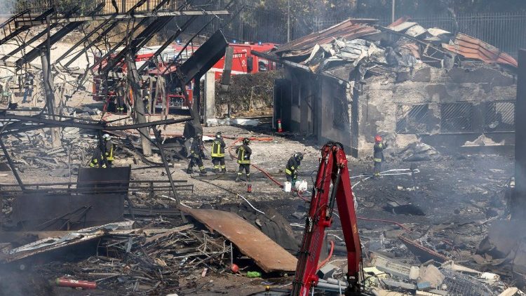 A explosão de um posto de gasolina no bairro Prenestino, leste de Roma