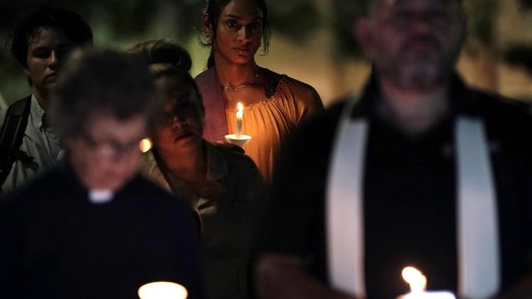 टेक्सास बाढ़ पीड़ितों के लिए जागरण प्रार्थना