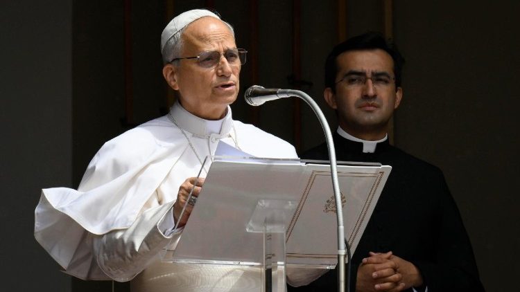 Papa, continuiamo a pregare per pace e per vittime guerra