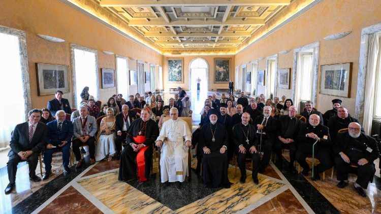 Il Papa riceve il gruppo di pellegrinaggio del cardinal Tobin