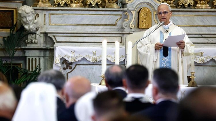 папата на литургията за Успение Богородично