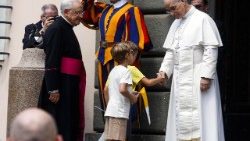 सन्त पापा लियो 14 वें कास्तेल गोन्दोल्फो में , तस्वीरः 15.08.2025