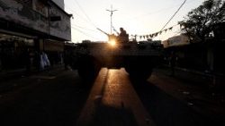 Palestinian groups in Beirut refugee camp handover weapons to Lebanese authorities