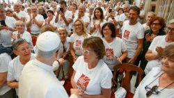 संत पापा लियो और ओपेरा सन फ्रांसिस्को के सदस्यगण