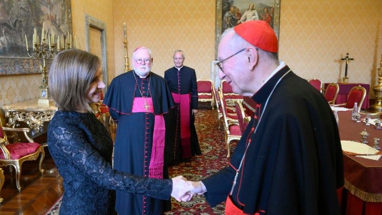 Il Papa riceve la Presidente della Repubblica di Moldova