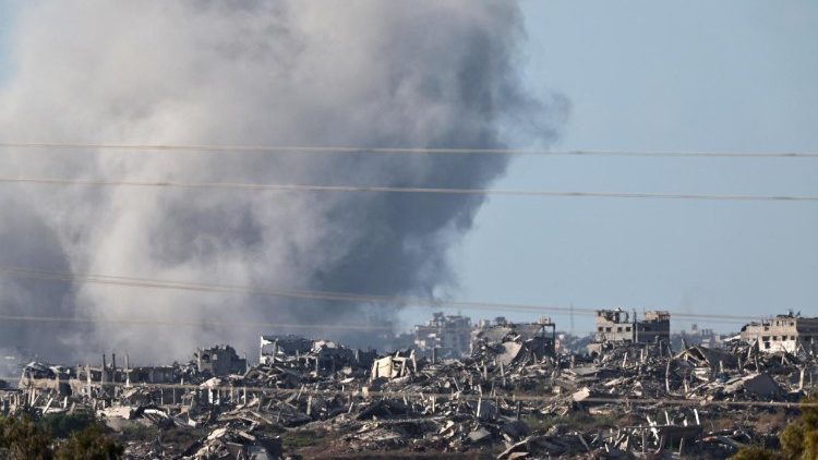 Bombardamenti israeliani a Gaza