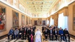 ಜಗದ್ಗುರು XIVನೇ ಲಿಯೋರವರು ಪಾಂಟಿಫಿಕಲ್ ಅಕಾಡೆಮಿ ಫಾರ್ ಲೈಫ್ ಸದಸ್ಯರನ್ನು ಭೇಟಿಯಾದರು