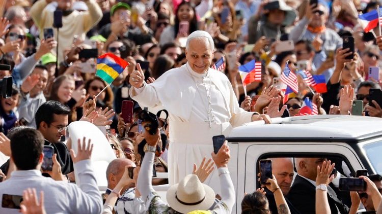 संत पापा लियो 14वें बुधवारीय आमदर्श समारोह में