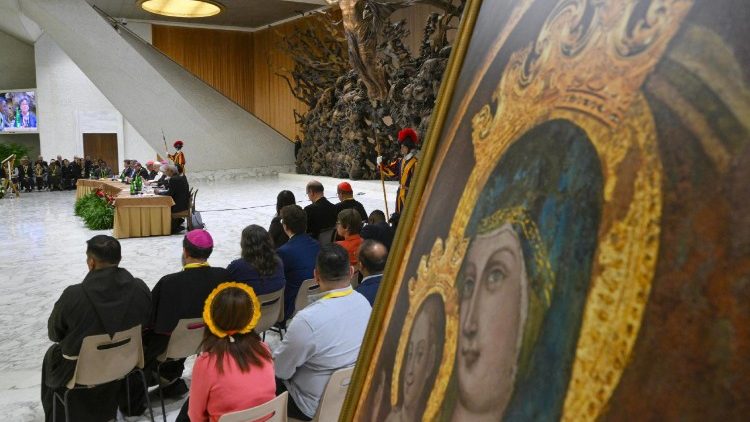  In der Audienzhalle dabei: Marienikone