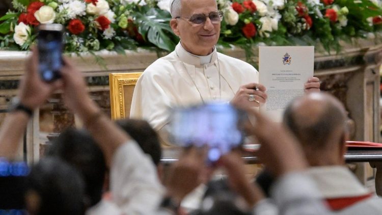 Il Papa, chi studia ha uno sguardo che va lontano