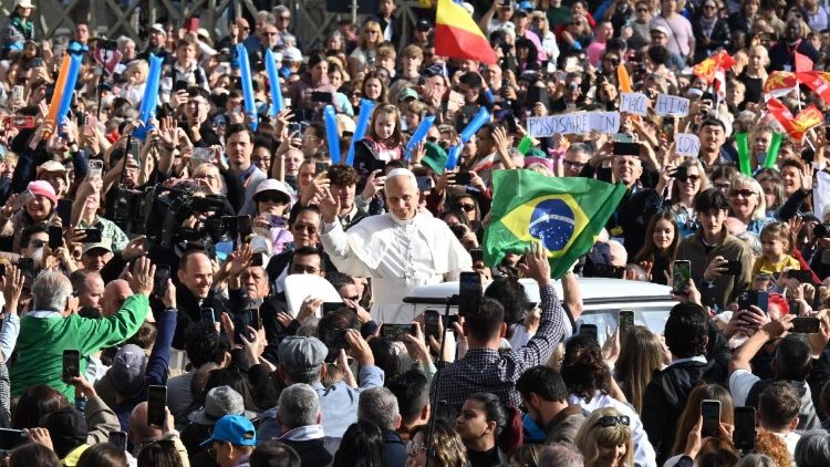 ++ Il Papa Chiesa non tollera l'antisemitismo ++