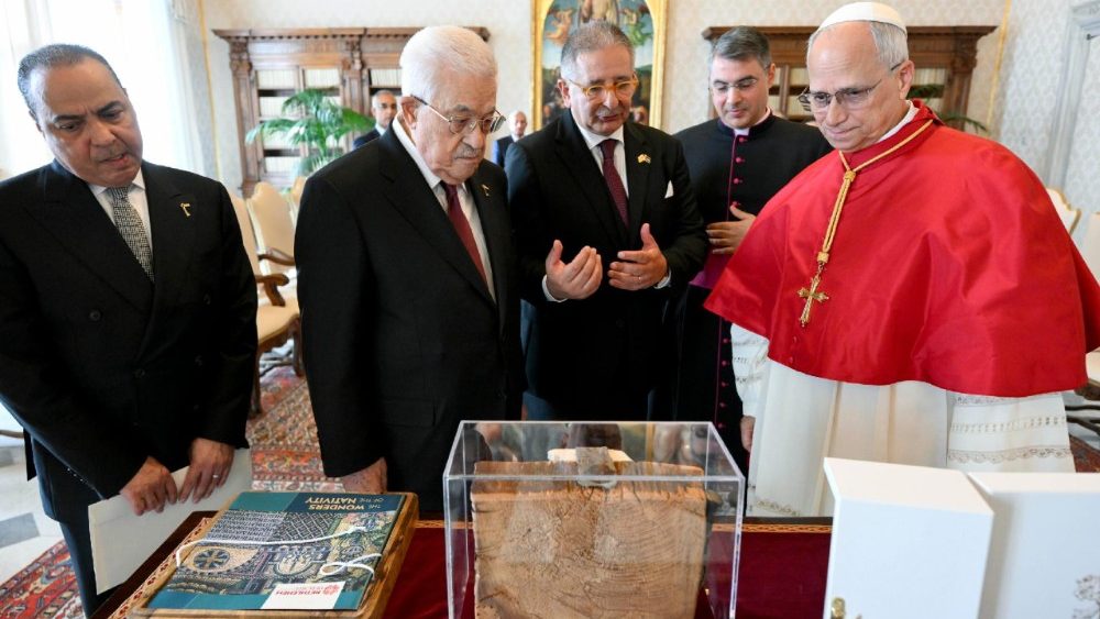 Papa Leone XIV vede Abu Mazen, serve soluzione due Stati