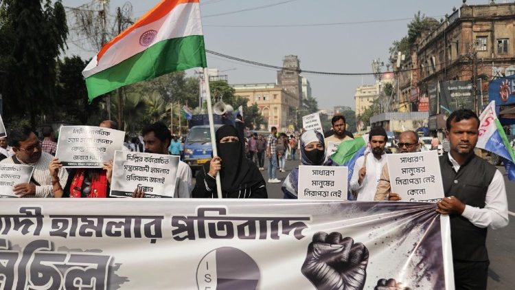 Tuần hành chống khủng bố tại Ấn Độ