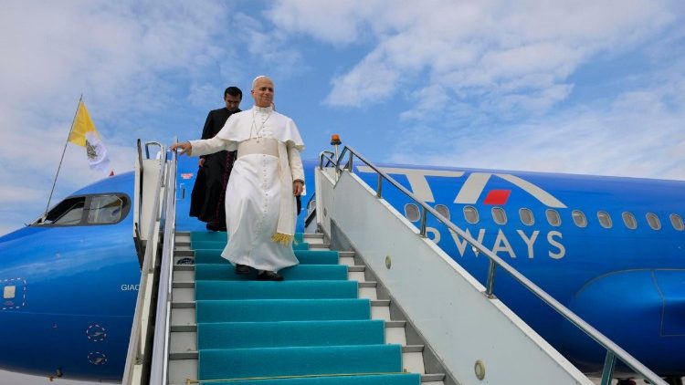 Pāvests ierodas Turcijā