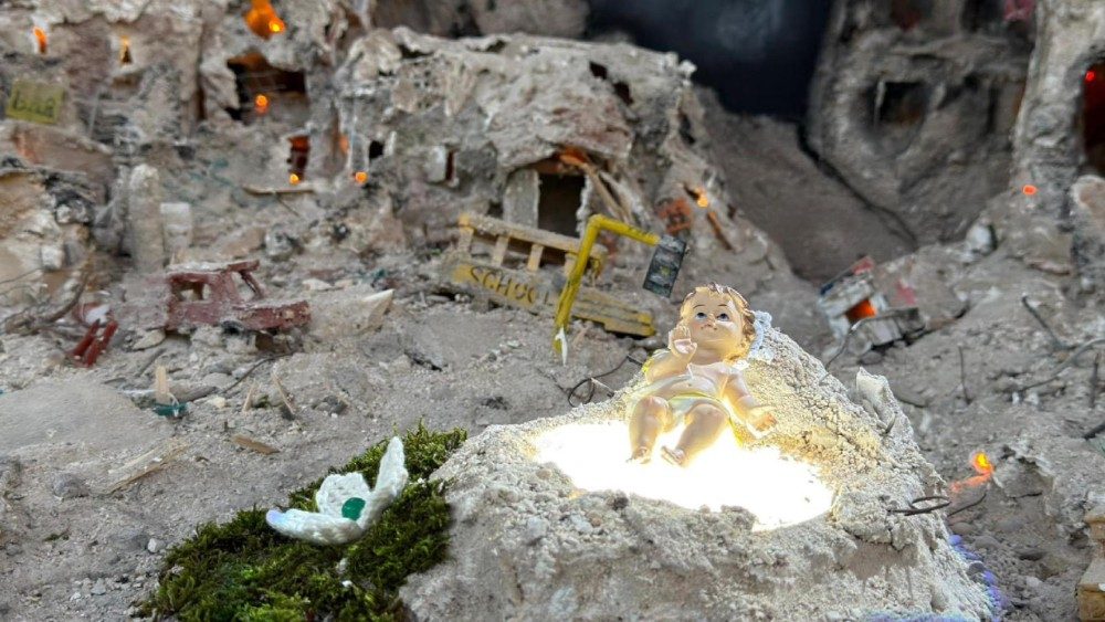 Um dos artefatos da exposição "100 Presépios no Vaticano"