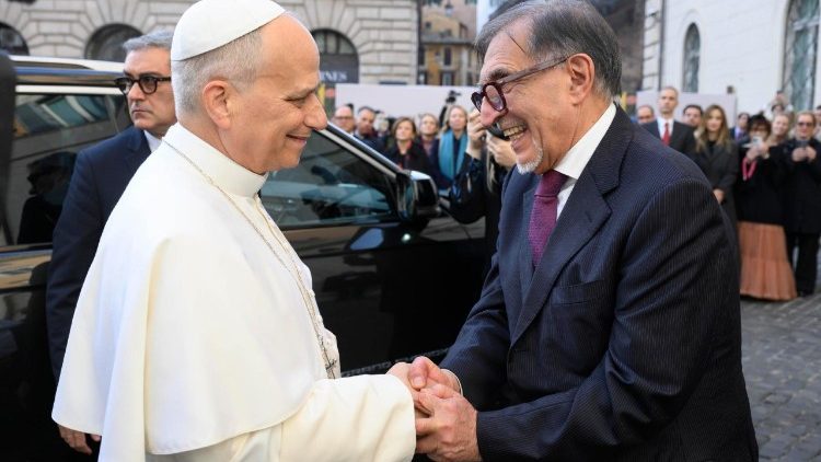 Papst Leo wird von Senatspräsident Ignazio La Russa empfangen