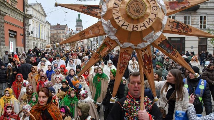 Celebración navideña en Lviv, Ucrania