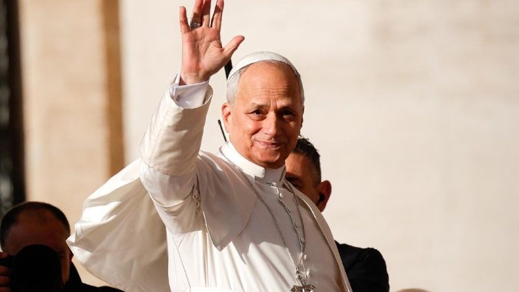 M&eacute;g egy &aacute;ld&aacute;s...!