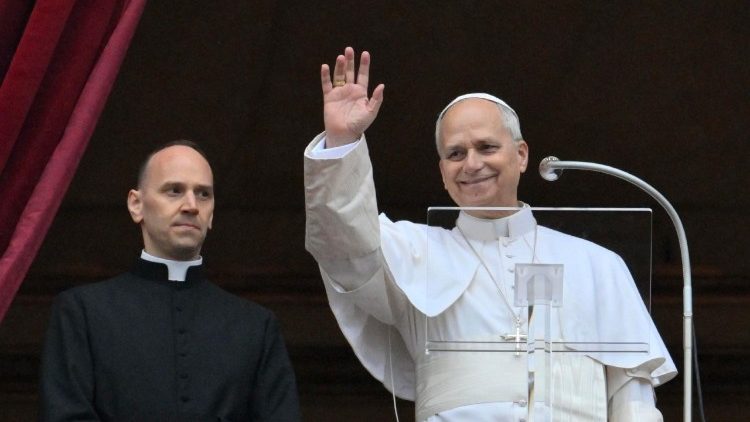Il Papa, auguri di Natale ai cristiani d'Oriente