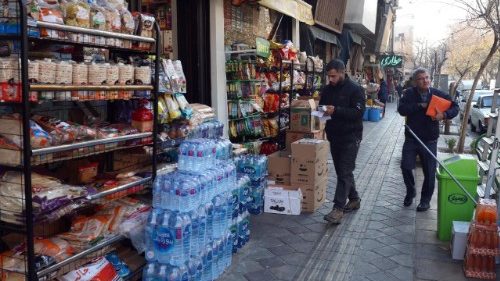 Iran, proseguono le proteste in 17 province