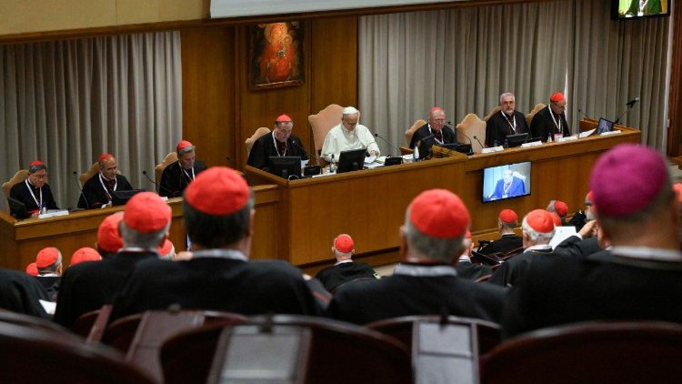 Папата откри извънредния консисторий