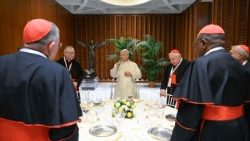 Il Papa ai cardinali, non promuovete vostre agende, a giugno nuovo Concistoro