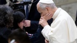 പാപ്പാ പ്രതിവാര കൂടിക്കാഴ്ച്ചയുടെ അവസരത്തിൽ 