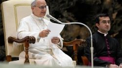 ಅಸಾಮಾನ್ಯ ಕಾಡಿ೯ನಲ್ ಗಳ ಸಭೆಯ ಮೂರನೆ ಅಧಿವೇಶನದಲ್ಲಿ ಜಗದ್ಗುರುಗಳು