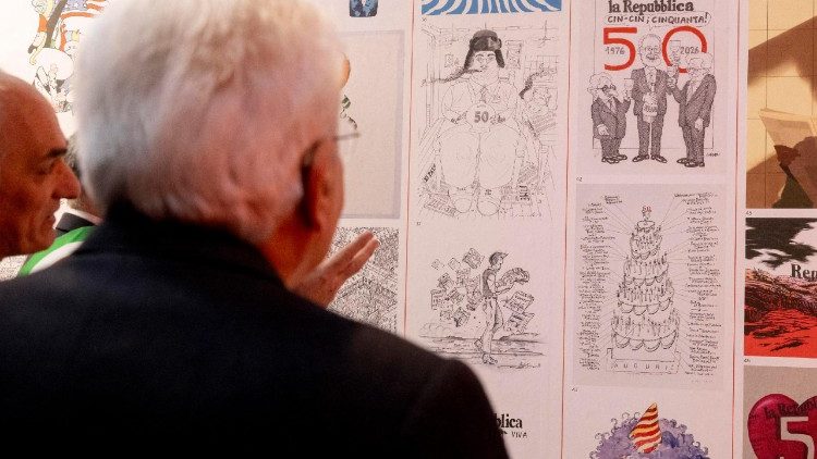 Fotoausstellung zum 50-jährigen Jubiläum der italienischen Tageszeitung „La Repubblica“ , Rom, 14. Januar 2026 - auch Papst Leo XIV. gratulierte