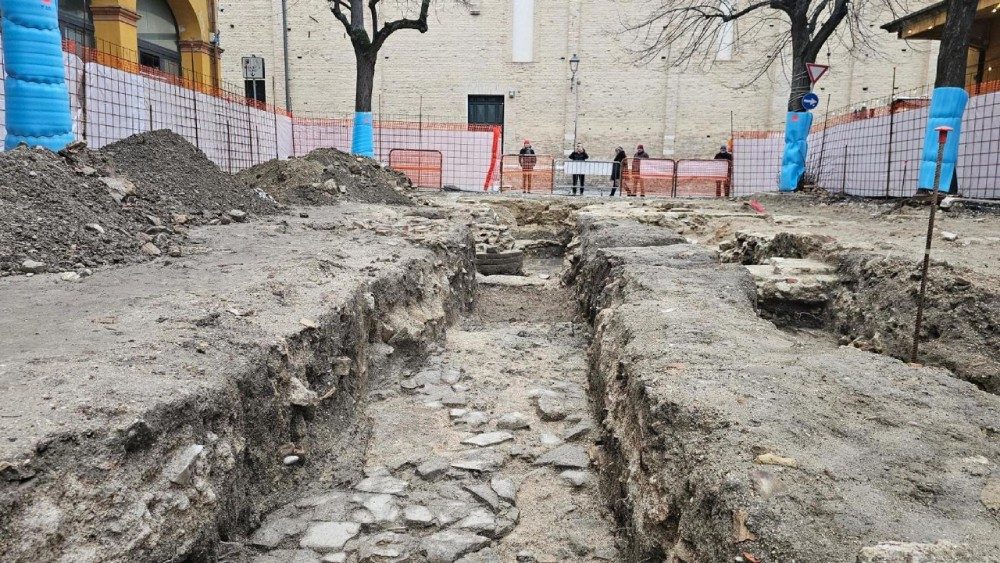 I resti della Basilica romana di Vitruvio a Fano, durante gli scavi in piazza Andrea Costa. Fano, ANSA/Ufficio stampa Comune di Fano