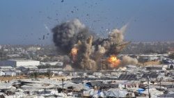 Israeli airstrike on Ghait camp in southern Gaza strip