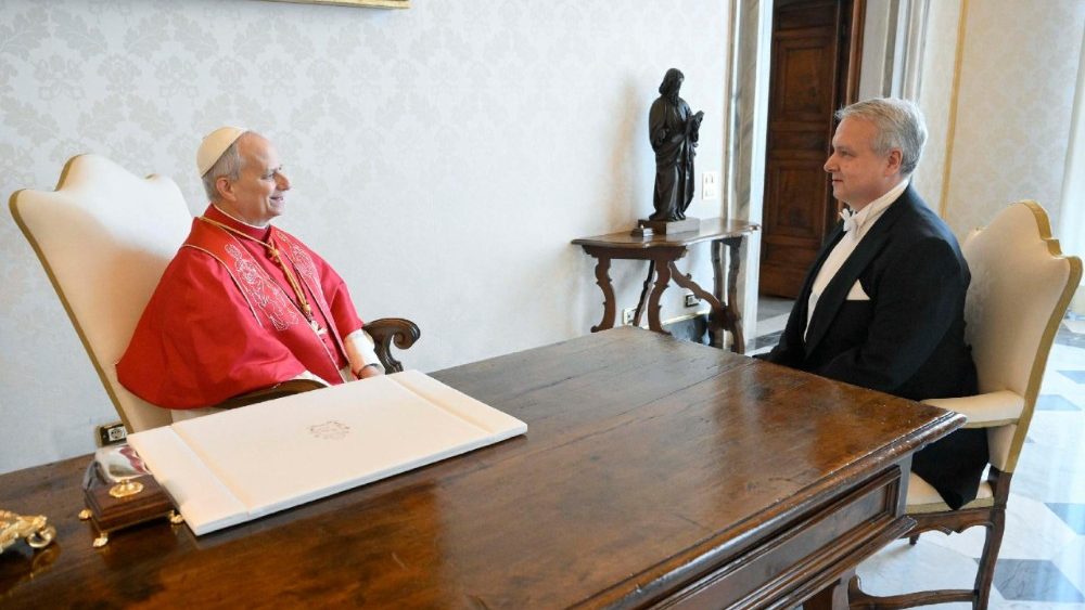 Папская аўдыенцыя для пасла Венгрыі